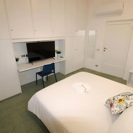 Al Duomo Di - Posto Auto Privato Prenotabile Apartmán Parma